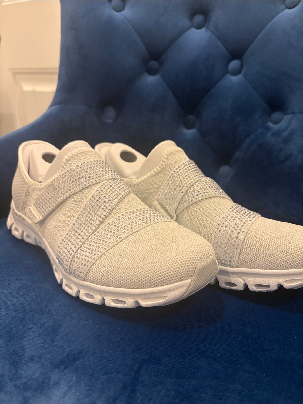 NWT Skechers Slip-On Knit Women’s Sneakers with Crystal Straps - White Size 9